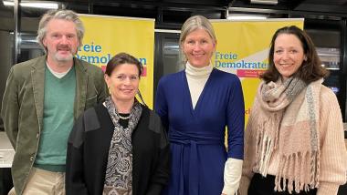 Dr. Ann-Veruschka Jurisch (MdB) und Vorstand des FDP OV Singen